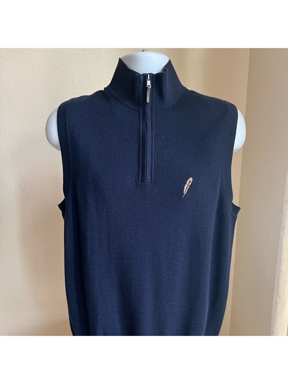 NWOT Fairway & Greene Navy Merino Wool Vest Sz S